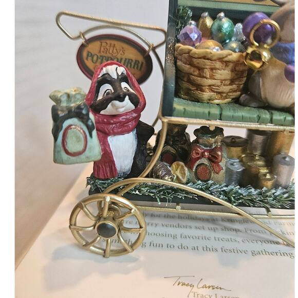 DISCOUNTED! NEW Hallmark 2007 "HOPPY Holidays Decor & More" Kringlewood Farms - Picture 5 of 10